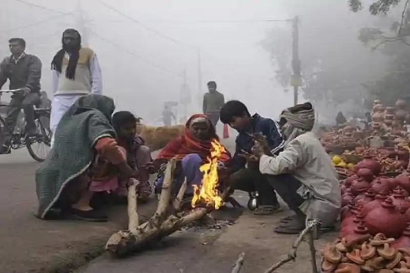 बिहार के इन जिलों में कड़ाके की ठंड का अलर्ट, बच्चों और बुजुर्गों को विशेष सावधानी बरतने की जरूरत ठंड