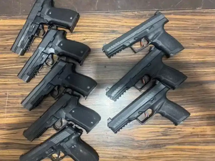 दिल्ली पुलिस ने किया ISI से जुड़े अंतरराष्ट्रीय हथियार तस्करी गिरोह का भंडाफोड़ 