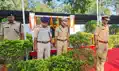 'पुलिस संस्मरण दिवस' पर शहीद जवानों को दी श्रद्धांजलि, DIG व SP ने शहीदों के परिजनों से की मुलाकात