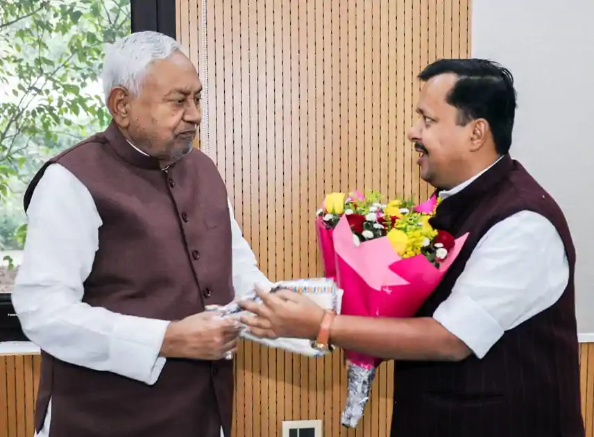 Bihar Politics: JDU के अस्तित्व पर BJP का आया जवाब, किसको कहा-अपने गिरेबान में झांके