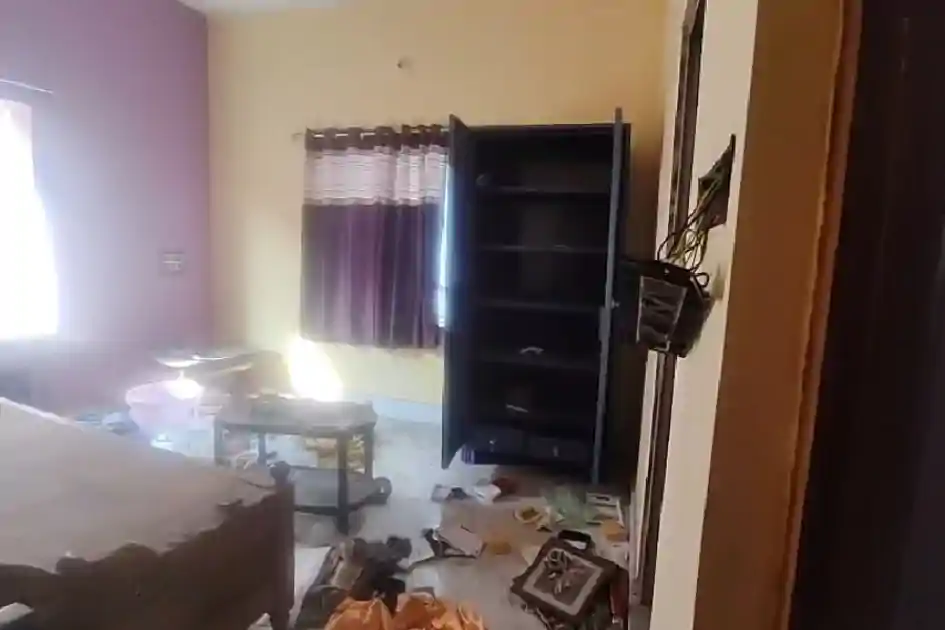 पाकुड़ में सिविल सर्जन के घर से लाखों की चोरी, ताले लगे घर को चोरों ने बनाया निशाना