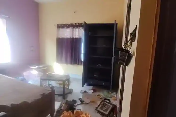 पाकुड़ में सिविल सर्जन के घर से लाखों की चोरी, ताले लगे घर को चोरों ने बनाया निशाना