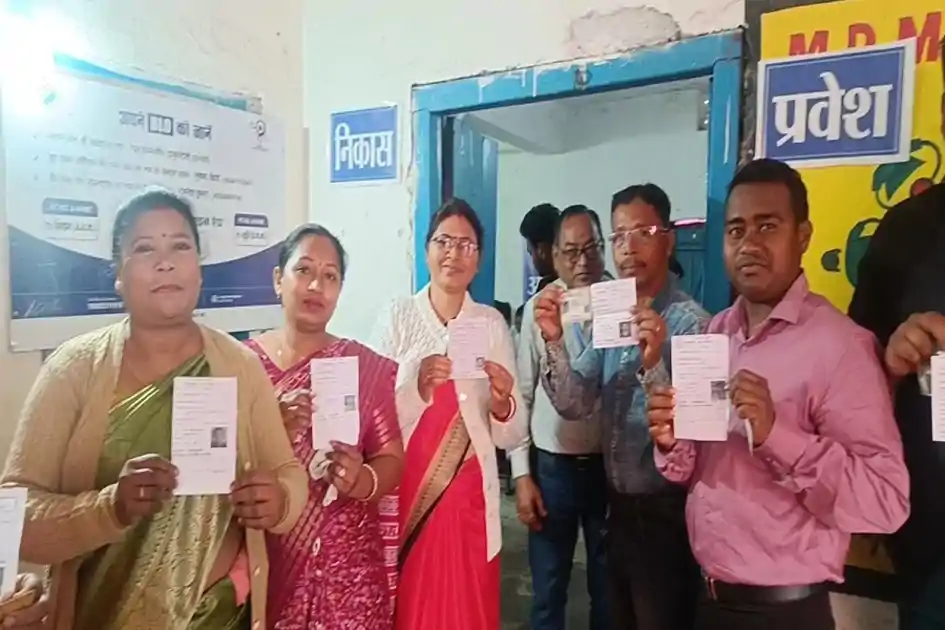 झारखंड निकाय चुनाव: सुबह 9 बजे तक मतदान की रफ्तार धीमी, कुछ वार्डों में बहिष्कार के संकेत
