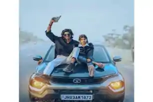 बोनट पर बैठकर हथियार लहराने वाले वायरल रील पर सरकार सख्त, परिवहन मंत्री ने दिये तत्काल कार्रवाई के आदेश