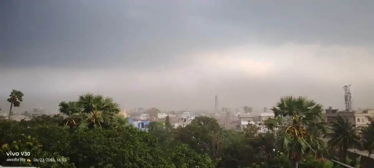 मौसम ने बदला मिजाज, झमाझाम बारिश से मिली राहत 