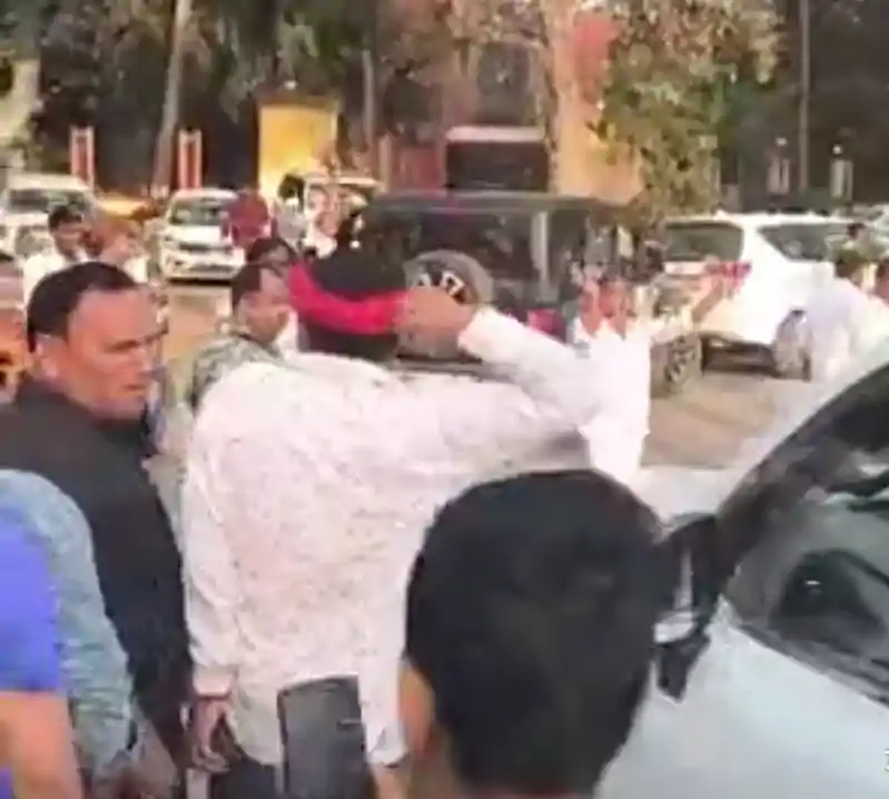 अनंत सिंह की रिहाई से पहले बेऊर जेल के बाहर जश्न का माहौल, समर्थक बोले- जेल के ताले टूट गए, छोटे सरकार छूट गए Anant Singh aaye bahar