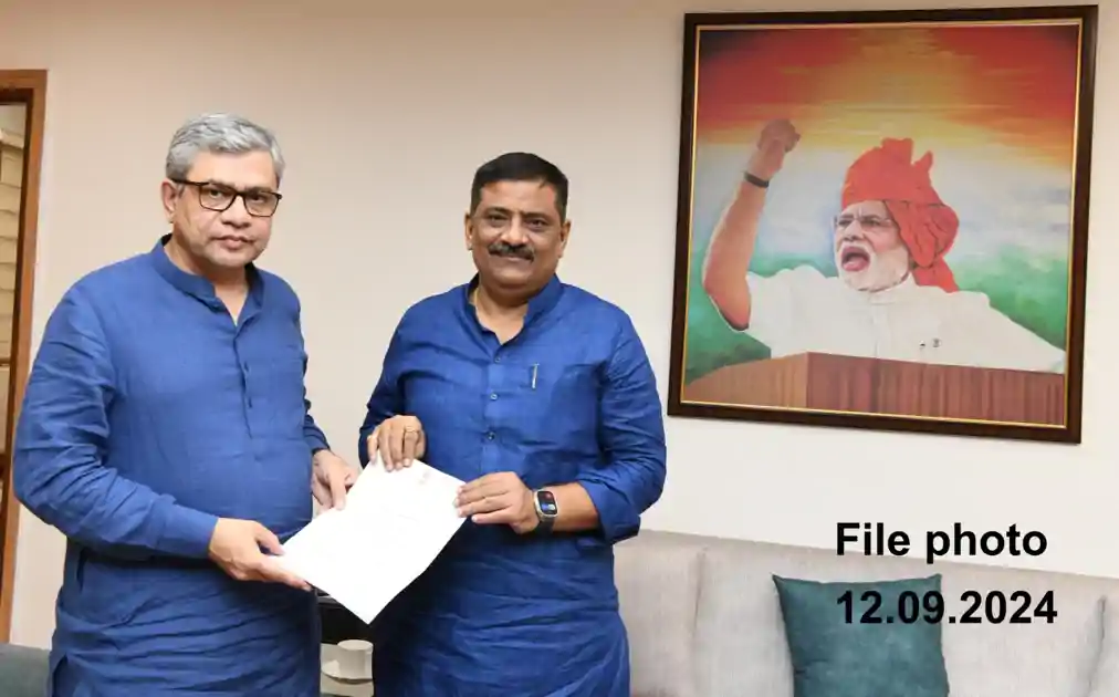 लौकहा बाजार स्टेशन पर होगा वाशिंग पिट निर्माण, मधुबनी और सीमावर्ती इलाकों के लाखों रेल यात्रियों को बड़ी सौगात! बोले संजय झा   