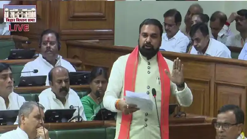 'तो पुलिस मुझे बाल सुधार गृह भेजती' सम्राट ने बताया-लालू को कब पहली बार हल्दी लगी थी