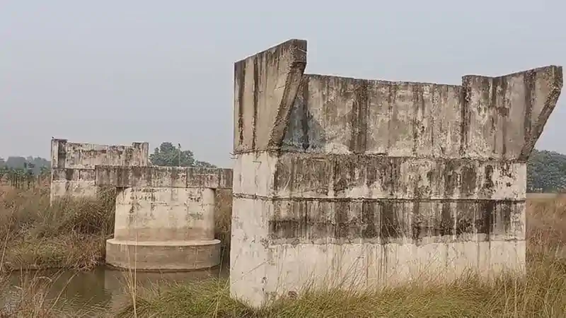 सपनों की पटरी पर अटका हथुआ-भटनी रेलखंड, भोरे की जनता कब तक सहेगी अनदेखी सपनों की पटरी पर अटका हथुआ-भटनी रेलखंड, भोरे की जनता कब तक सहेगी अनदेखी