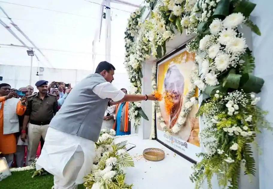 राष्ट्रीय अध्यक्ष नितिन नवीन ने बिहार प्रदेश अध्यक्ष संजय सरावगी के दरभंगा स्थित आवास पर पहुंचकर उनकी दिवंगत माताजी को दी श्रद्धांजलि