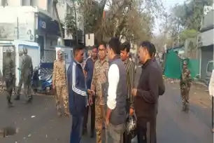 दुमका में दिनदहाड़े फा*यरिंग, मजदूर मोटर संघ के प्रमंडलीय अध्यक्ष अरुण सिंह को बदमाशों ने मारी गो*ली