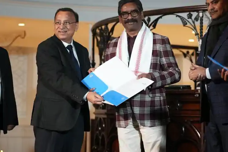 लंदन में झारखंड के निवेश भविष्य पर मंथन, नवीन जिंदल समूह के साथ साझेदारी को मिली नई दिशा