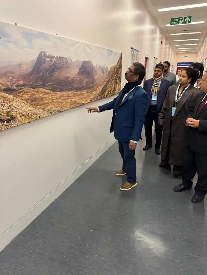 क्रिटिकल मिनरल्स पर वैश्विक साझेदारी की पहल, CM हेमंत ने किया लंदन के इंपीरियल कॉलेज का दौरा क्रिटिकल मिनरल्स पर वैश्विक साझेदारी की पहल, CM हेमंत ने किया लंदन के इंपीरियल कॉलेज का दौरा