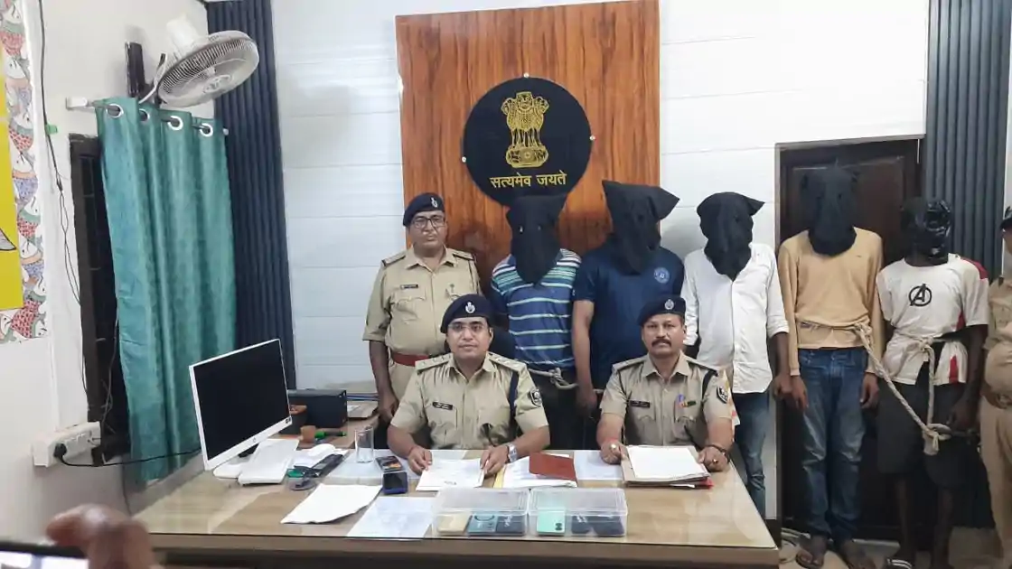 बिहार: 24 घंटे में अपहृत युवक सकुशल बरामद, पांच अपहरणकर्ता गिरफ्तार