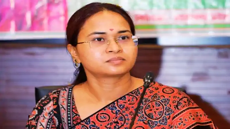 खेती पर संकट के बीच झारखंड का एक्शन प्लान, केंद्र से मांगी बड़ी मदद खेती पर संकट के बीच झारखंड का एक्शन प्लान, केंद्र से मांगी बड़ी मदद