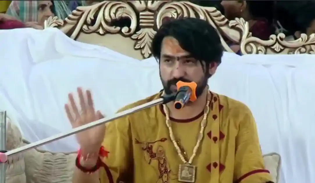 बोले बाबा बागेश्वर, शरण में आने पर विभिषण का भी वध नहीं हुआ, भरत तिवारी मामले में हो उचित जांच