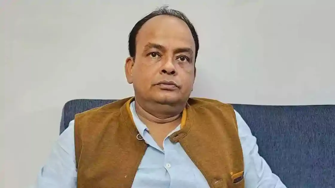 कैंसर की महंगी दवाओं पर स्वास्थ्य मंत्री ने केंद्र को घेरा