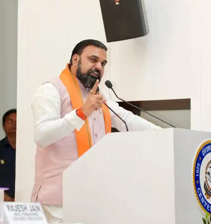 24 घंटे में अपराधियों को जवाब मिलेगा, व्यवसायी समागम में बोले सीएम सम्राट, व्यापारियों को सुरक्षा की गारंटी 24 घंटे में अपराधियों को जवाब मिलेगा, व्यवसायी समागम में बोले सीएम सम्राट, व्यापारियों को सुरक्षा की गारंटी