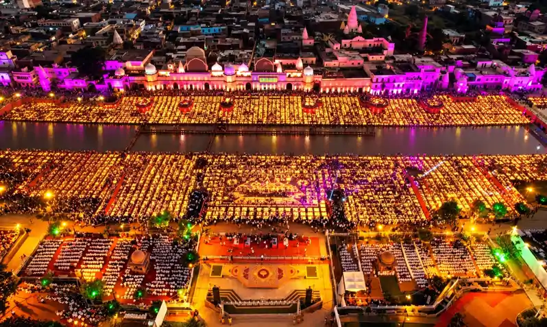 अयोध्या दीपोत्सव : 2100 ड्रोन से शो, 13 राज्यों के एक हजार कलाकार दिखाएंगे दम अयोध्या दीपोत्सव : 2100 ड्रोन से शो, 13 राज्यों के एक हजार कलाकार दिखाएंगे दम