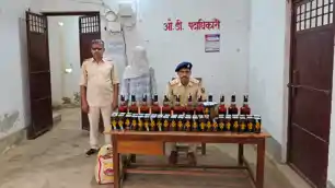 बबुरा रोड में स्कूटी से 16.35 लीटर शराब बरामद, एक गिरफ्तार
