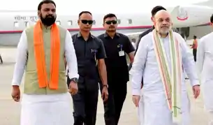 किशनगंज पहुंचे गृह मंत्री अमित शाह, भारत-नेपाल सीमा सुरक्षा पर कर रहे हाई लेवल मीटिंग