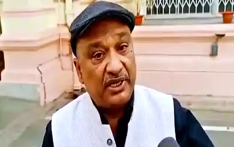 सुनील सिंह का बड़ा दावा – सदन परिसर में शराब की डिलीवरी कर दिखाने की दी चुनौती सुनील सिंह