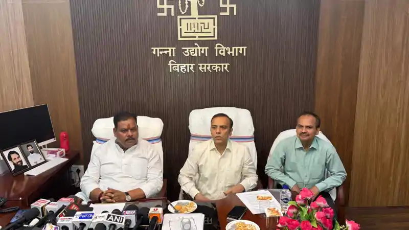 गन्ना किसानों के लिए खुशखबरी, बिहार में 25 नई चीनी मिलों का रास्ता साफ गन्ना किसानों के लिए खुशखबरी, बिहार में 25 नई चीनी मिलों का रास्ता साफ