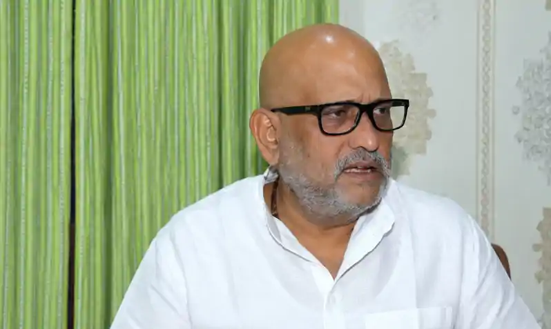 अजय राय का SP पर निशाना, कहा- अखिलेश रायबरेली अमेठी तो हम भी जाएंगे कन्नौज, इटावा व सैफई अजय राय का SP पर निशाना, कहा- अखिलेश रायबरेली अमेठी तो हम भी जाएंगे कन्नौज, इटावा व सैफई