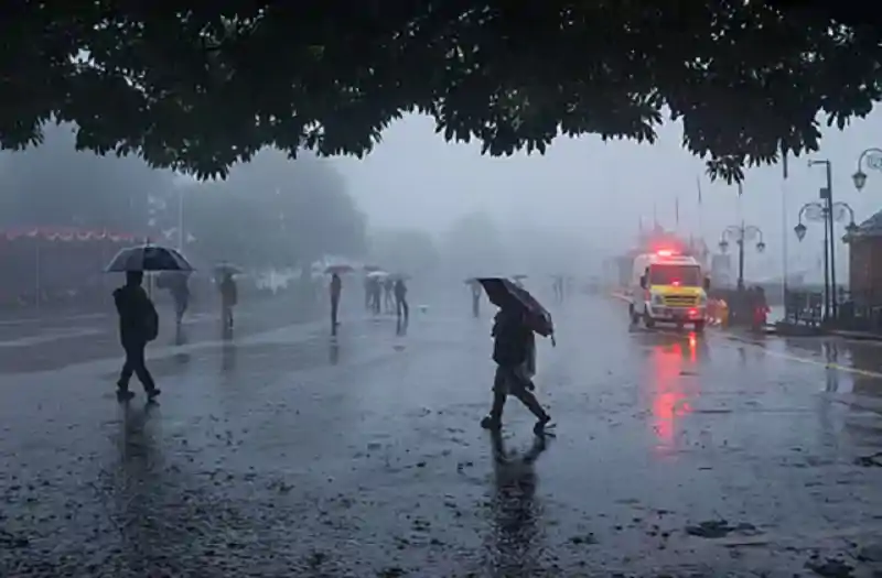 Bihar Weather: बिहार में बदला मौसम का मिजाज, 19 जिलों में  बारिश-वज्रपात का अलर्ट 