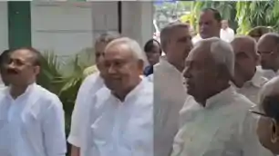 JDU कार्यालय पहुंचते ही नीतीश कुमार बजाने लगे ताली, खूब लगे निशांत के नारे 