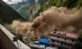 नेपाल में तबाही, अचानक आई भीषण बाढ़ से मचा हाहाकार, एक हजार से ज्यादा लापता !