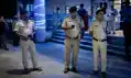 आपसी विवाद के दौरान गोलीबारी, चाय दुकानदार महिला के पैर में लगी गोली