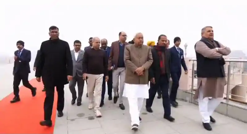 मुख्यमंत्री ने 359वें प्रकाश पर्व के तहत की गयी व्यवस्थाओं को लेकर विभिन्न स्थलों का लिया जायजा, अधिकारियों को दिये निर्देश Nitish Kumar