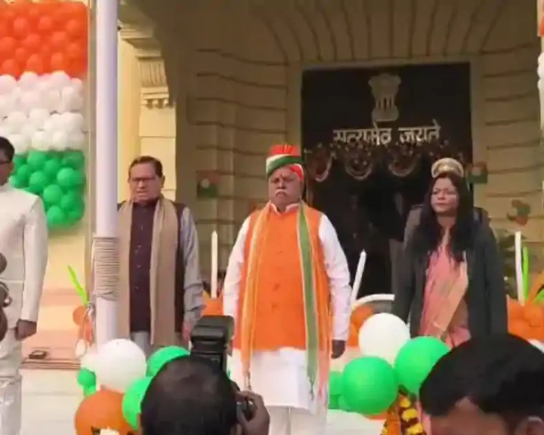 77वां गणतंत्र दिवस: बिहार विधानसभा में स्पीकर प्रेम कुमार ने फहराया तिरंगा, विधान परिषद में सभापति का ध्वजारोहण