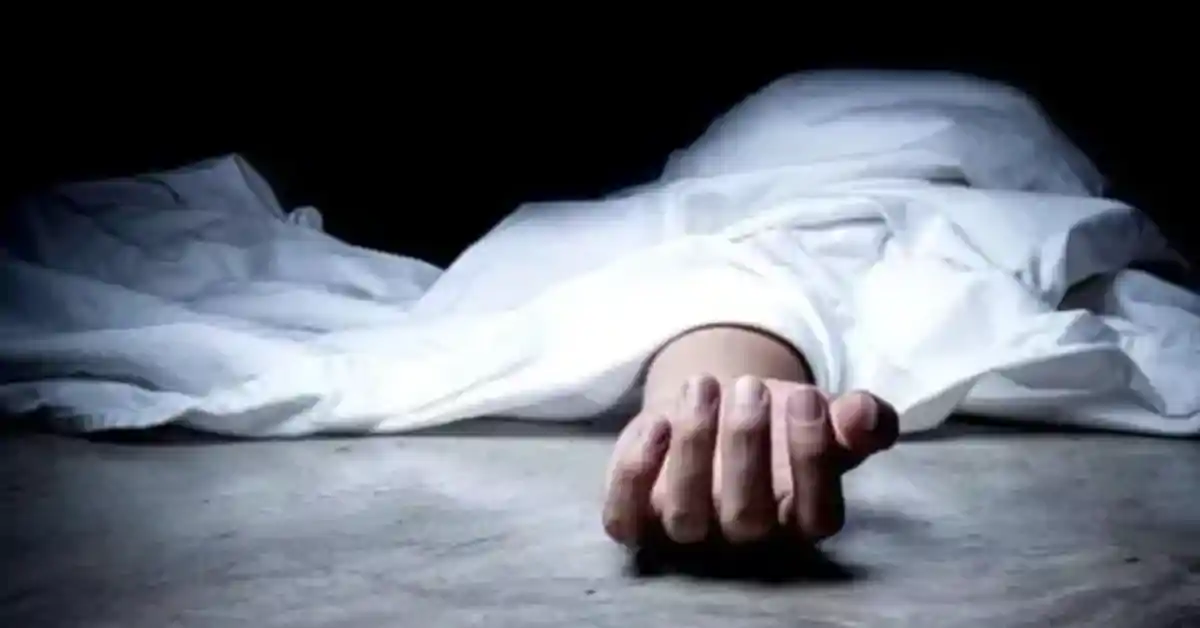 स्पीड ब्रेकर पर गाडी को लगा झटका तो चल गयी गोली, जवान की हुई मौत