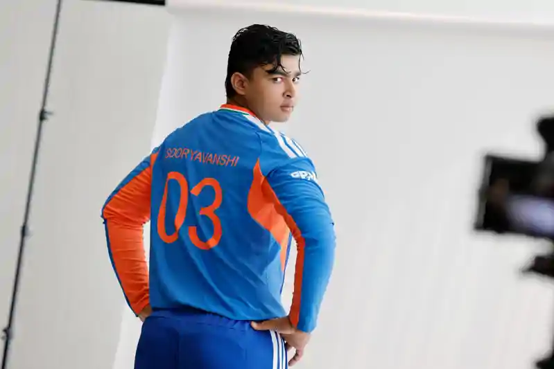 वैभव सूर्यवंशी को अभी करना पड़ेगा इंतजार, नहीं हुआ इंटरनेशनल डेब्यू, करोड़ों फैंस का टूटा दिल वैभव सूर्यवंशी को अभी करना पड़ेगा इंतजार, नहीं हुआ इंटरनेशनल डेब्यू, करोड़ों फैंस का टूटा दिल