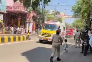 नालंदा में CM नीतीश के काफिले के सामने दौड़ी बच्ची, महिला कॉन्स्टेबल की सूझबूझ से टला बड़ा हादसा