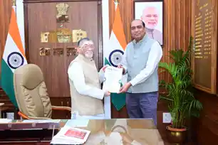 राज्यपाल से मिले IIM रांची के निदेशक, दीक्षांत समारोह के लिए दिया न्योता