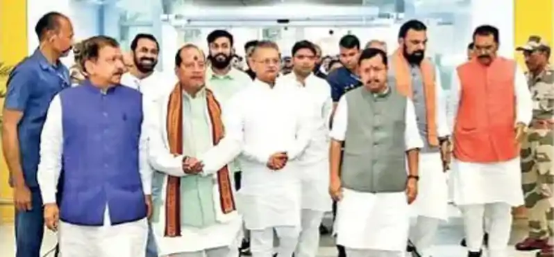 भाजपा का गांव चलो अभियान, सांसद, विधायक और एमएलसी घर-घर जाकर करेंगे जनसंपर्क विजय सिन्हा