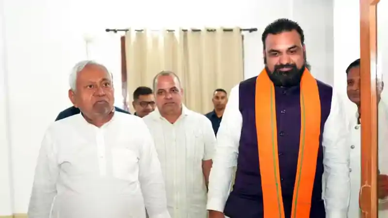 बिहार विधान परिषद की 10 सीटों पर चुनाव का ऐलान, नीतीश कुमार की सीट पर होगा उपचुनाव, जानें पूरा शेड्यूल बिहार विधान परिषद की 10 सीटों पर चुनाव का ऐलान, नीतीश कुमार की सीट पर होगा उपचुनाव, जानें पूरा शेड्यूल