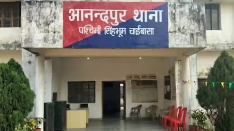 पश्चिमी सिंहभूम में पुलिस की बड़ी कार्रवाई, हथियार समेत दो संदिग्ध हिरासत में