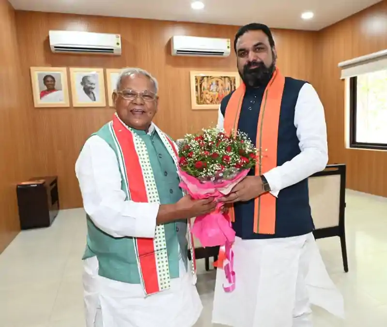 जीतन राम मांझी ने बढ़ा दी NDA की टेंशन? MLC चुनाव का ऐलान होते ही इतनी सीटों पर ठोका दावा, मोदी-शाह से बात करेंगे जीतन राम मांझी ने बढ़ा दी NDA की टेंशन? MLC चुनाव का ऐलान होते ही इतनी सीटों पर ठोका दावा, मोदी-शाह से बात करेंगे
