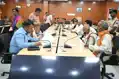 भूमि विवादों का पहले अंचल स्तर पर होगा निपटारा, लापरवाही और अनावश्यक विलंब पर डीएम का सख्त रुख