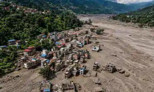 नेपाल: जल प्रलय ने मचायी भीषण तबाही, सैकड़ों लापता, राहत व बचाव कार्य जारी
