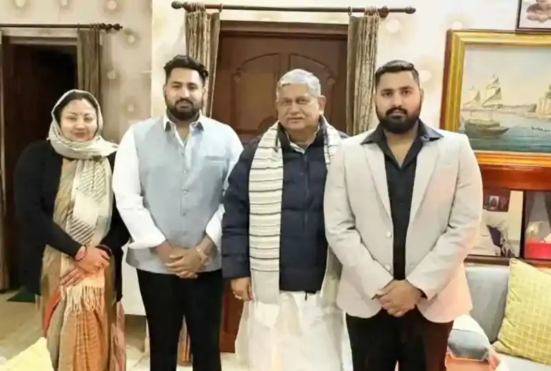 अनंत सिंह के बेटों ने की केंद्रीय मंत्री ललन सिंह से मुलाकात, राजनीतिक हलचल तेज, जेल में हैं मोकामा विधायक Lalan Singh