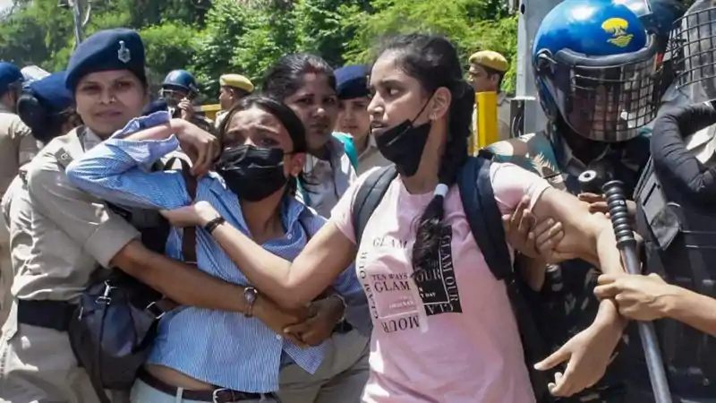 सभी FIR होंगी वापस, गिरफ्तार छात्रों की होगी रिहाई, छात्र आंदोलन में बिहार सरकार का बड़ा फैसला