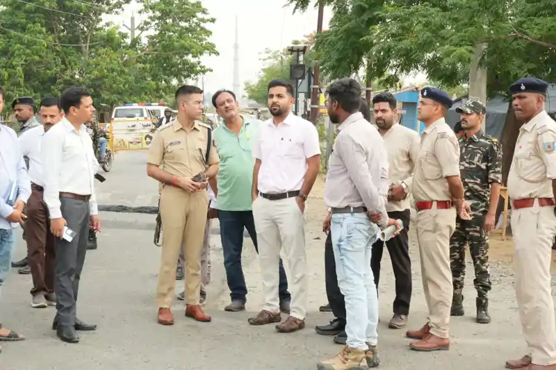 सड़क सुरक्षा सर्वोच्च प्राथमिकता, दुर्घटनाओं की पुनरावृत्ति रोकने हेतु समग्र कार्ययोजना पर होगा अमल : उपायुक्त सड़क सुरक्षा सर्वोच्च प्राथमिकता, दुर्घटनाओं की पुनरावृत्ति रोकने हेतु समग्र कार्ययोजना पर होगा अमल : उपायुक्त