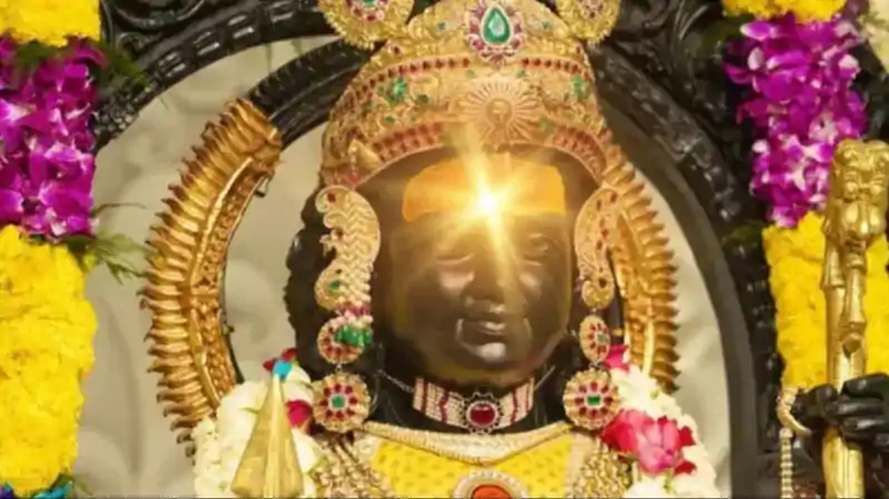 अयोध्या में राम जन्मोत्सव का अद्भुत दृश्य, दोपहर में सूर्य किरणों से रामलला का हुआ ‘सूर्य तिलक’
