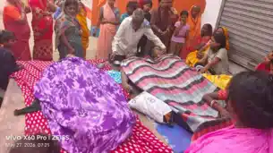 हजारीबाग में जहरीली गैस बनी जानलेवा! महुआ टैंक में उतरे परिवार के तीन लोगों की मौ*त, एक की हालत गंभीर