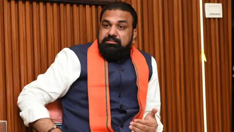 बिहार कैबिनेट की अहम बैठक आज, रोजगार से लेकर विकास योजनाओं तक कई बड़े फैसलों की उम्मीद बिहार कैबिनेट की अहम बैठक आज, रोजगार से लेकर विकास योजनाओं तक कई बड़े फैसलों की उम्मीद